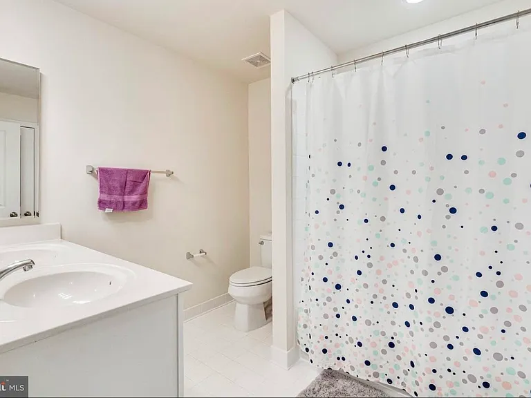 42440 Dogwood Glen Sq — Photo 39