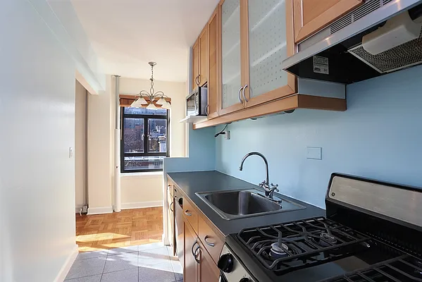 Rented by Corcoran | media 2