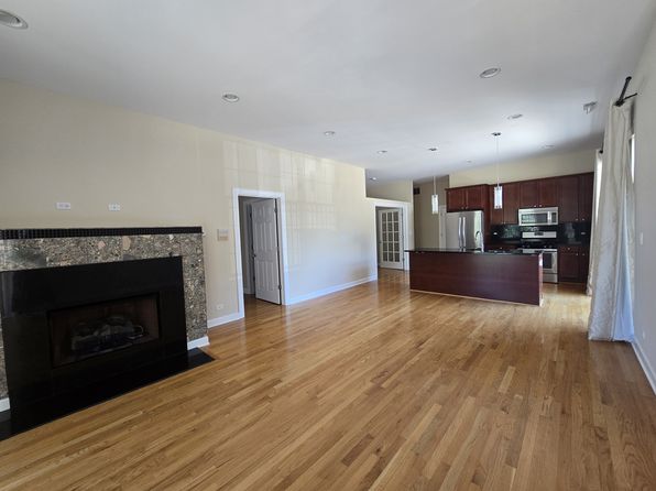 6425 W Touhy Ave #2C