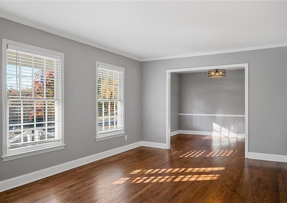 2857 Fontainebleau Dr, Dunwoody, GA 30360 | Zillow