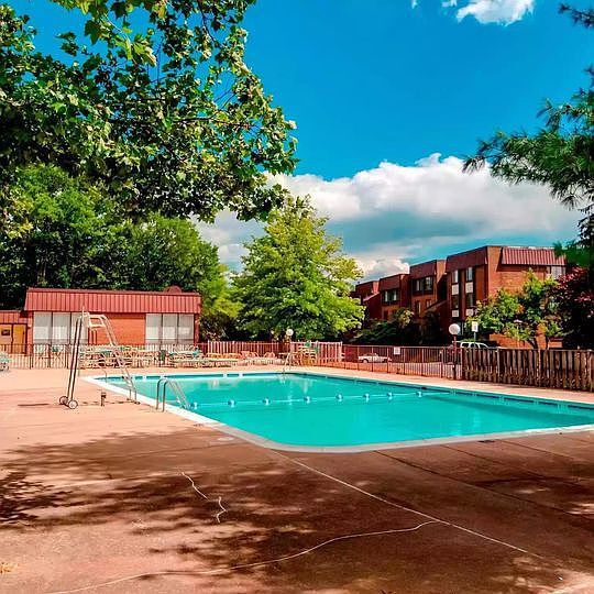 1st image of 100 Roberts Ln #3