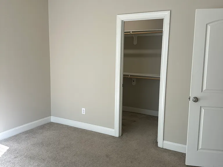 913 Townes Park St — Photo 10