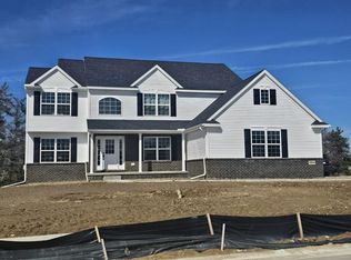 10619 Valley View Dr, Saline, MI 48176