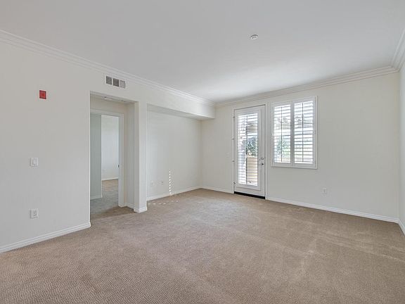3rd image of 290 Riverdale Ct APT 1118