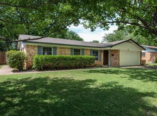 133 NW Jayellen Ave, Burleson, TX 76028