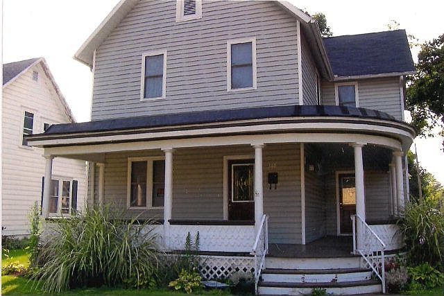 1st image of 348 N Pearl St