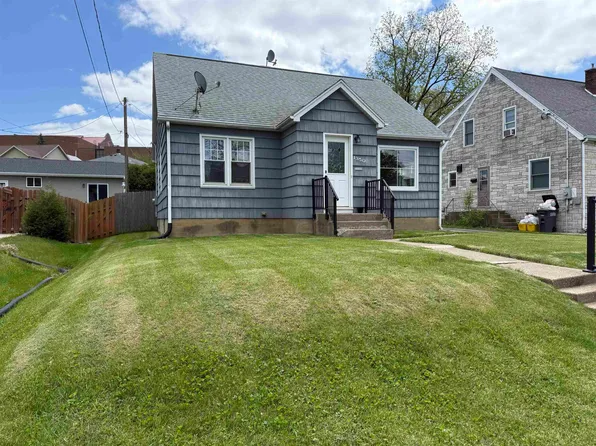 1350 Ohagen St, Dubuque, IA 52001