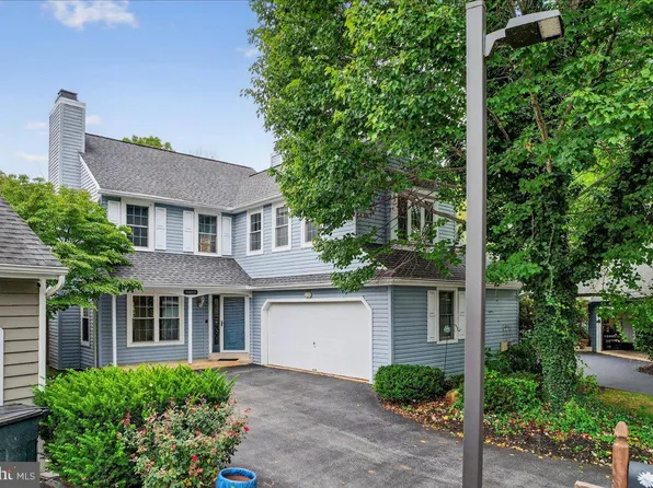 24 Killdeer Ln, Downingtown, PA 19335