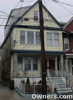 2 Family Home on Light Rail block
