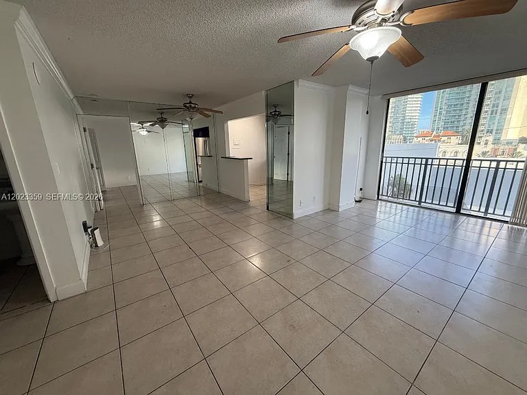 16909 N Bay Rd #720 — Photo 21