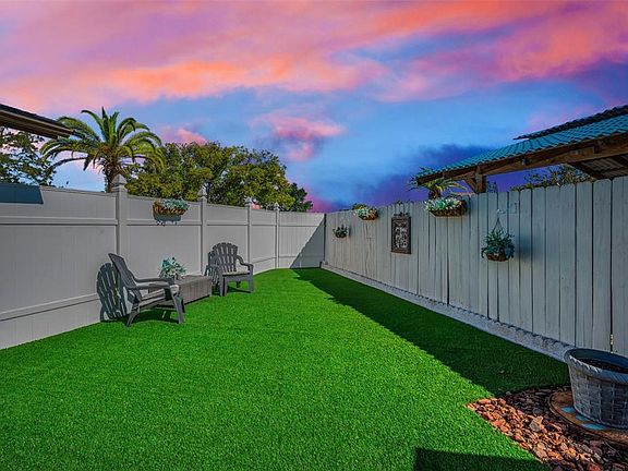 5th image of 10126 Hoop Ct