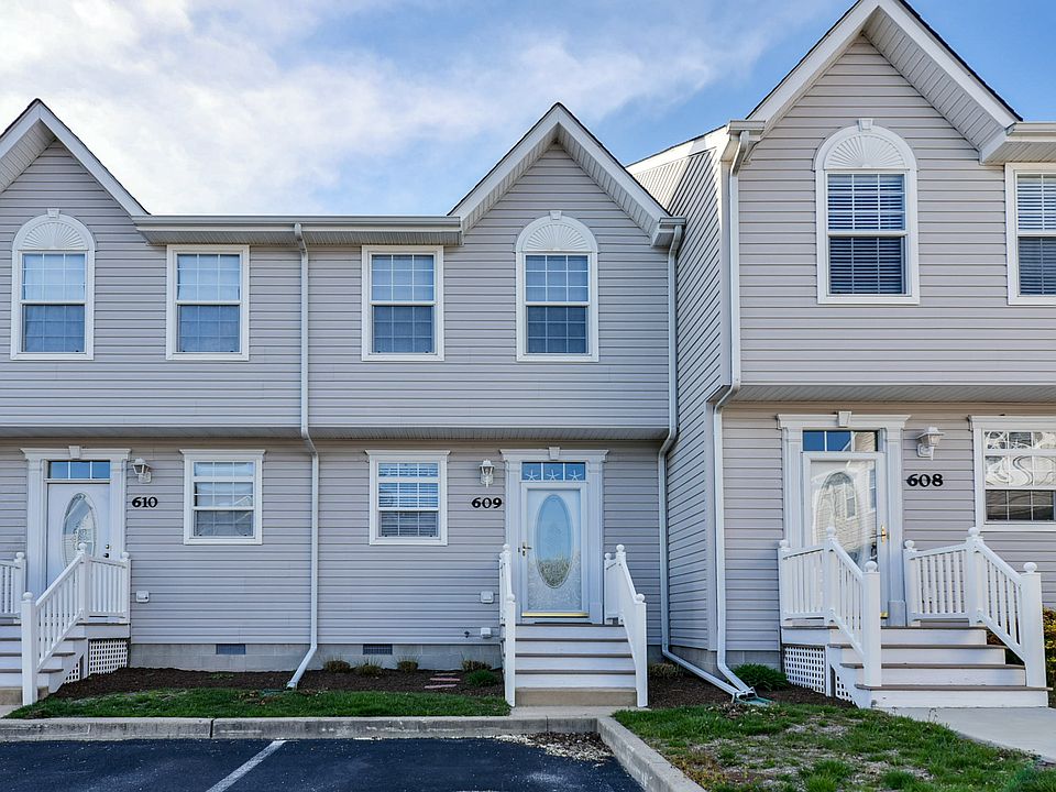 1st image of 38415 Driftwood Unit 609
