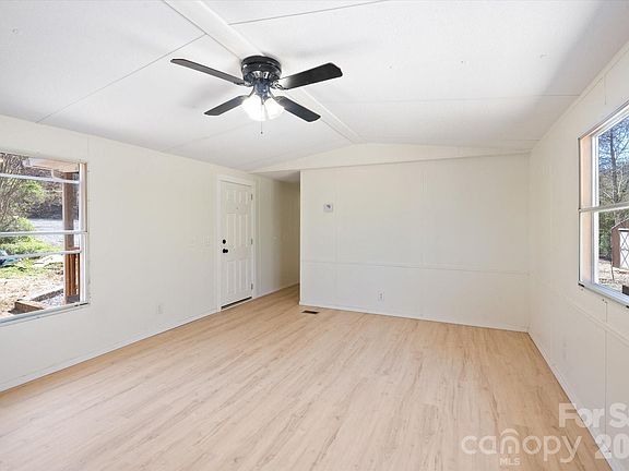 5th image of 5580 Sugar Hill Rd