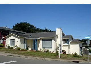 1871 Sweetwood Dr photo 1