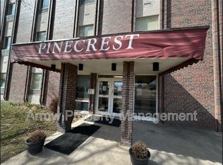 1011 K St APT 301, Fairbury, NE 68352