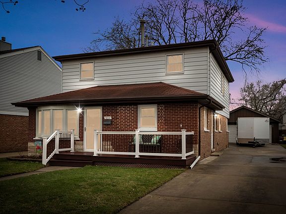 2nd image of 9024 Sproat Ave