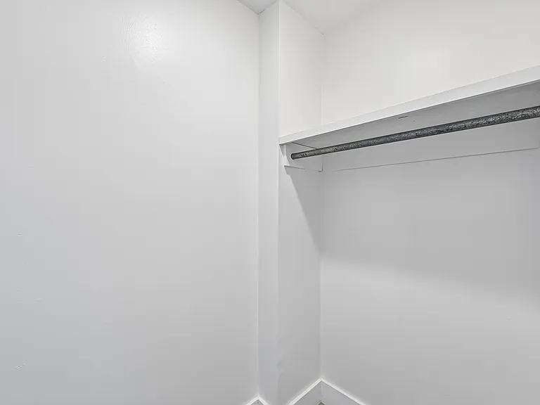 Tower 7 — Photo 14