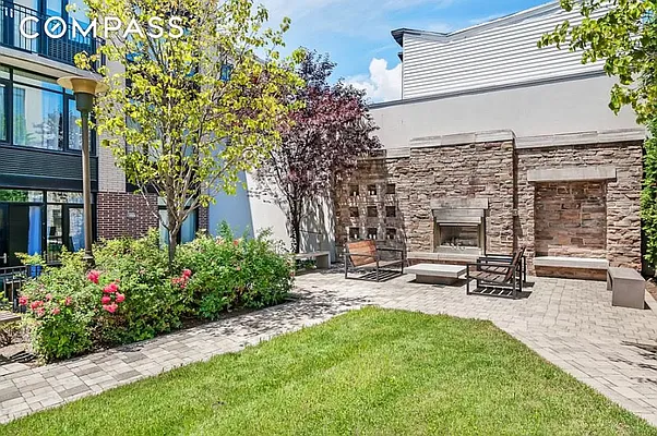 Rented by Compass | media 20