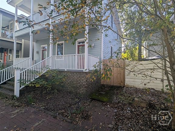 2nd image of 305 E Duffy St #A