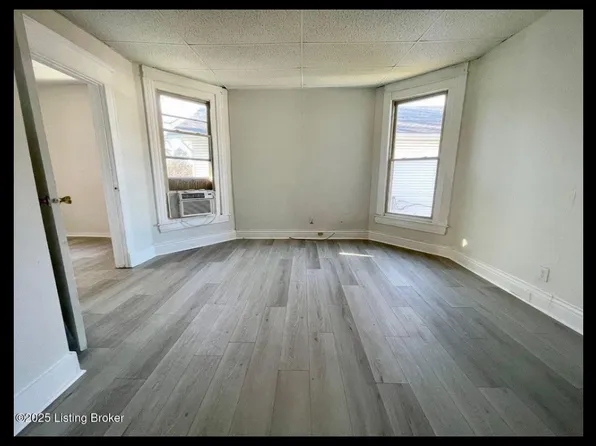 4116 W Broadway #2, Louisville, KY 40211