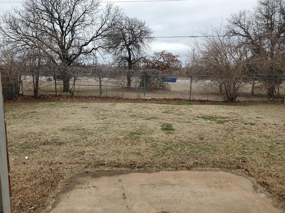 1st image of 10121 Caton Pl