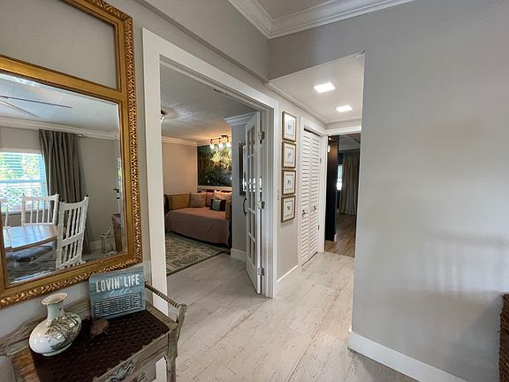 5th image of 6927 41st Ave N #862
