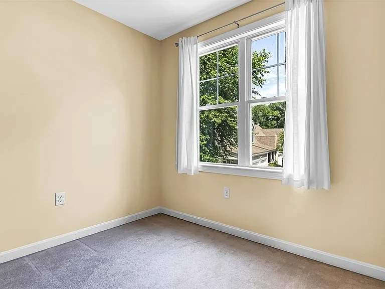 8 Paxton Ct #8 — Photo 27