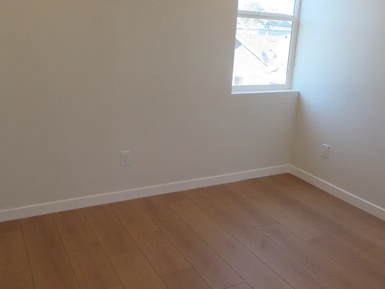 9622 Belmont St #9622 — Photo 10