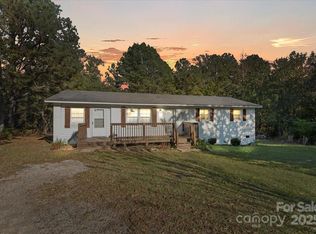 109 E Pigg St, Pageland, SC 29728