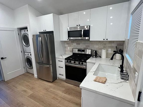 3rd image of 22501 Haynes St #22505