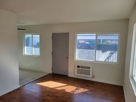 2nd image of 9457 Steele St APT A