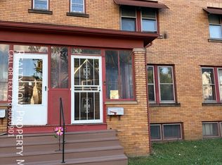 1315 W 93rd St, Cleveland, OH 44102