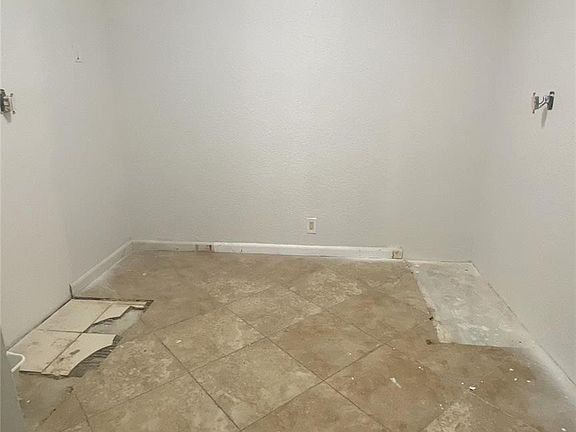 3rd image of 760 SE 2nd Avenue #D111