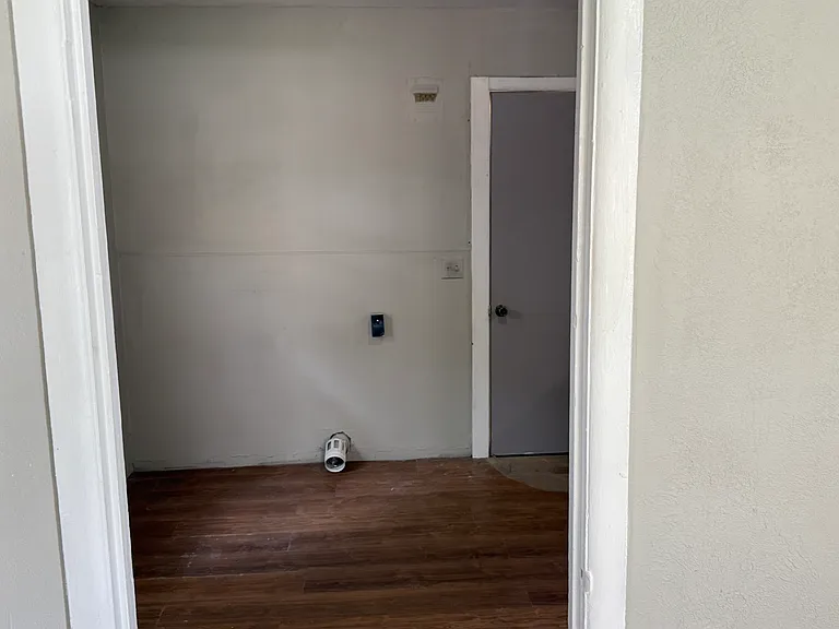803 Cherry St — Photo 6