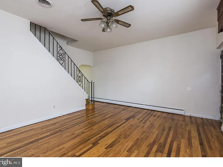 4144 Terrace St — Photo 6