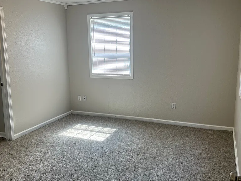 301 N Grant Ave — Photo 9