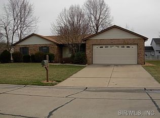 520 Homestead Ave, Swansea, IL