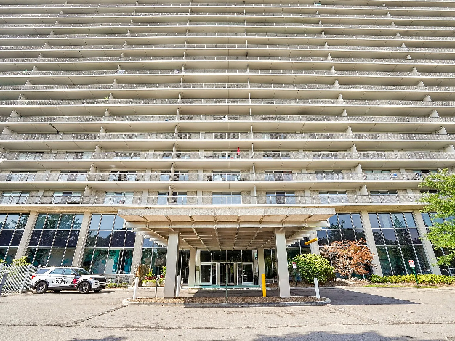 The Jefferson Apartments — Photo 1