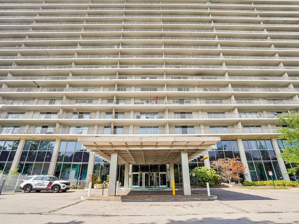 9000 E Jefferson Ave #2