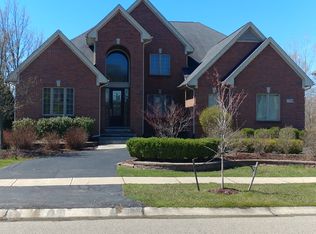 7398 Carlyle Xing, West Bloomfield, MI 48322