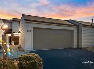 884 La Pointe Dr, Bourbonnais, IL 60914