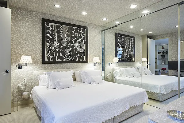 Sold by Stribling | media 16