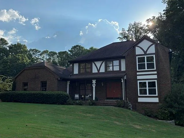 4 bed, 3.5 bath, 3552 sqft, $2,950 — Photo 1