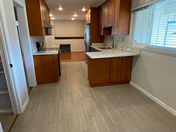 2nd image of 10506 E Estates Dr