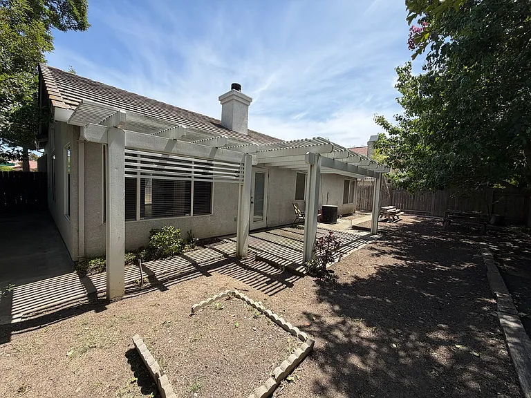 6400 Silver Hawk Way — Photo 28
