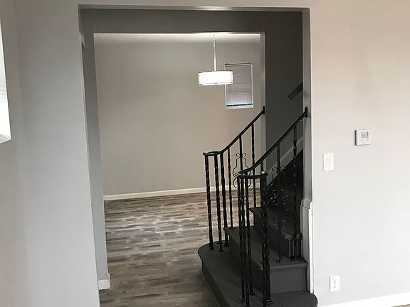 5th image of 5952 Astra Ave