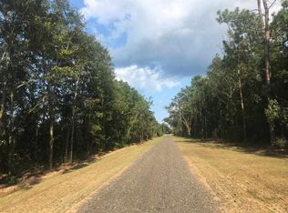 8191A Chumuckla Hwy #A, Milton, FL 32571