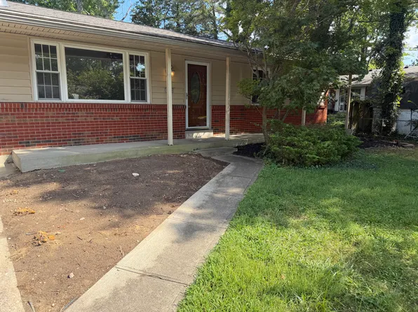 1658 Yellowglen Dr, Cincinnati, OH 45255