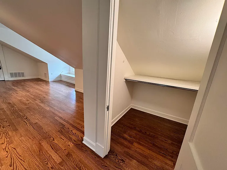 264 N McNeil St — Photo 23