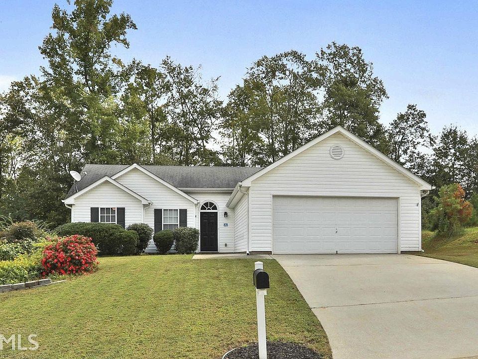 1st image of 165 Creekside Dr